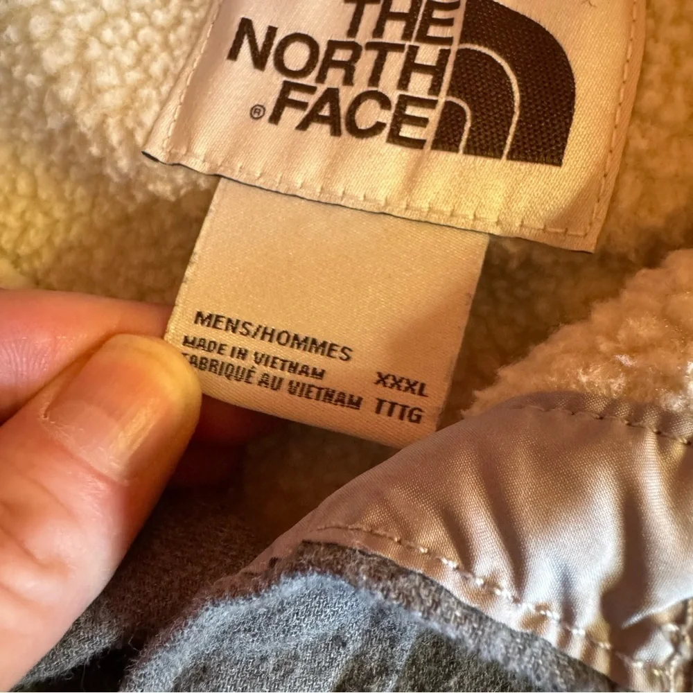The‎ North Face Men's Sherpa-Lined Flannel Button-Up Shacket Gray, Size XXXL
